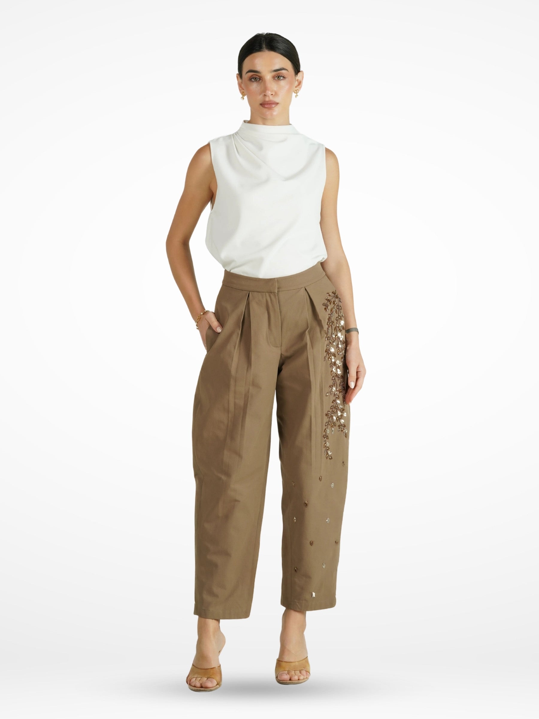 Muzoon Barrel Pants